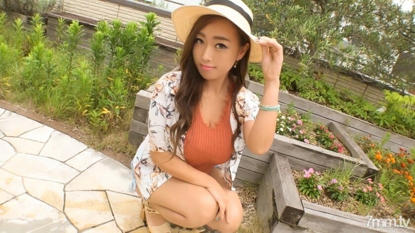 SIRO-3867 【第一枪】【已婚女人】【不道德的精液】失意的异地已婚女人。一个年轻人的阴茎像婴儿一样尖叫。应用业馀，第一次AV拍摄93