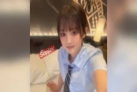 FC2-PPV-4772571_2 - 令人震惊的18岁少女！Seri-Chan是一位在家乡担任模特的漂亮女孩，目标是成为K-Pop偶像！这是一段奇迹般的POV视频。