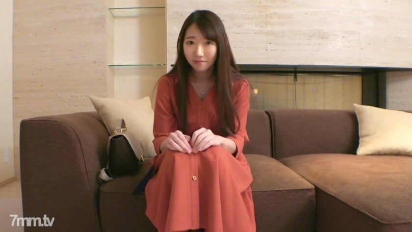 SIRO-4093 【第一枪】【娇美】【幼儿园老师假期打工】白皙脸蛋的幼儿园老师。长著一张孩子不能在假期里表现出来的顽皮脸..应用业馀，第一次AV拍摄133